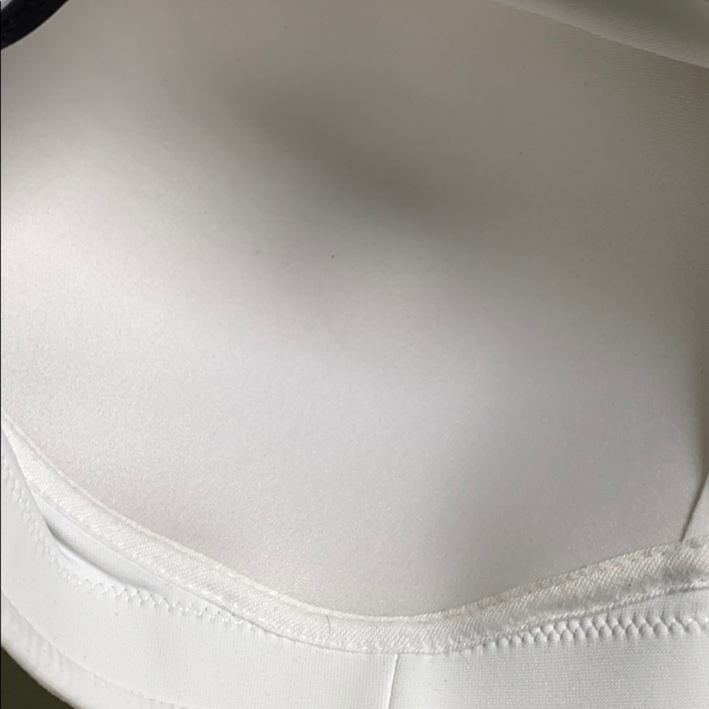 XL Hanes Cooling Comfort Wire Free Sports bra - Picture 7 of 8